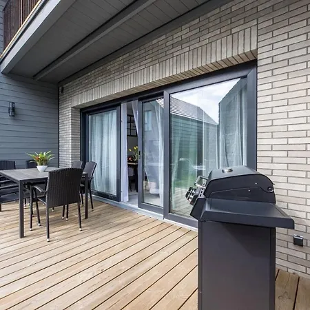 아파트 Laikas Jurai-atostogu Namas