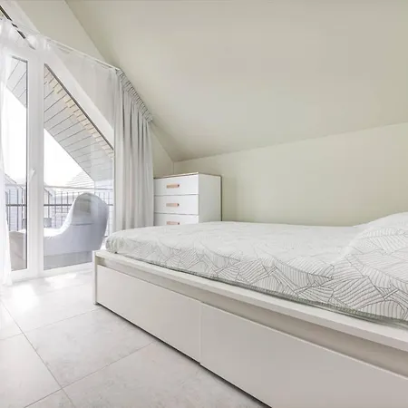 아파트 Laikas Jurai-atostogu Namas *