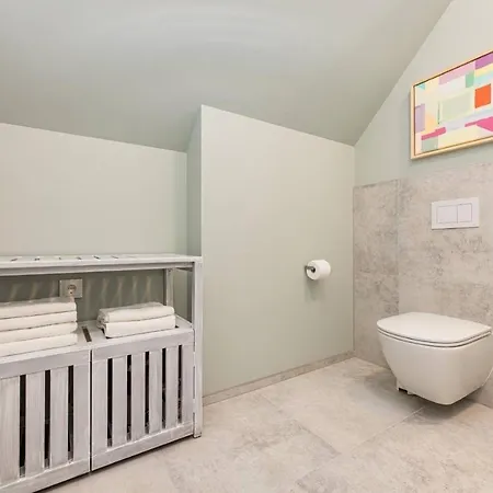 아파트 Laikas Jurai-atostogu Namas *