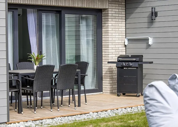 Laikas Jurai-atostogu Namas * بالانغا